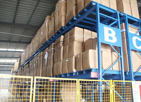 カーペット階段の踏面