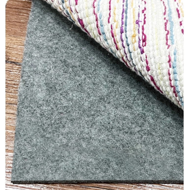 すべての床タイプに滑り止めラグパッドを取り付ける方法は？