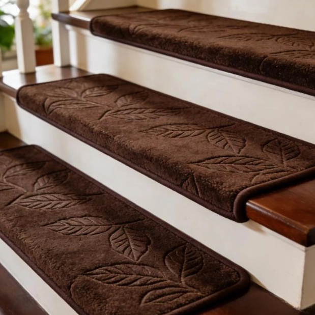 押し花階段マット：滑り止めの安全性と家庭の美学の革新的な融合、流通業者の成長に新たなブルーオーシャンを開く