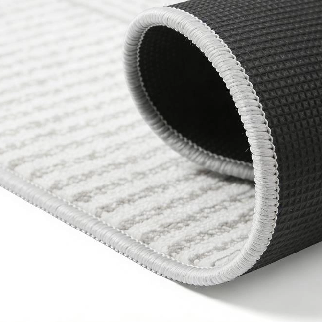 フロアマット用 TPR 裏地の主な利点