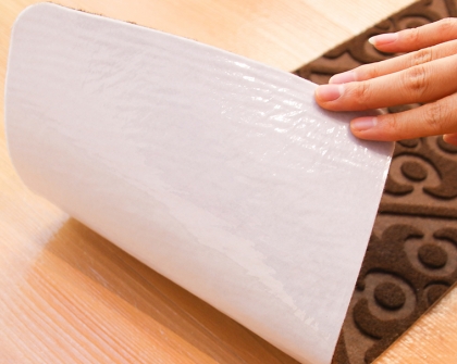 階段マットを保護する